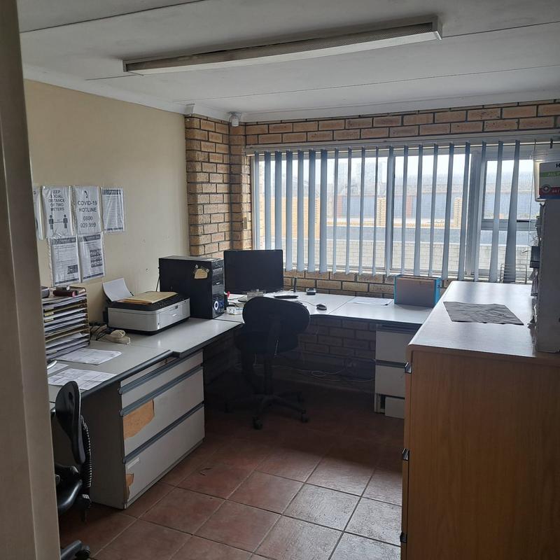 To Let commercial Property for Rent in Greenbushes Eastern Cape